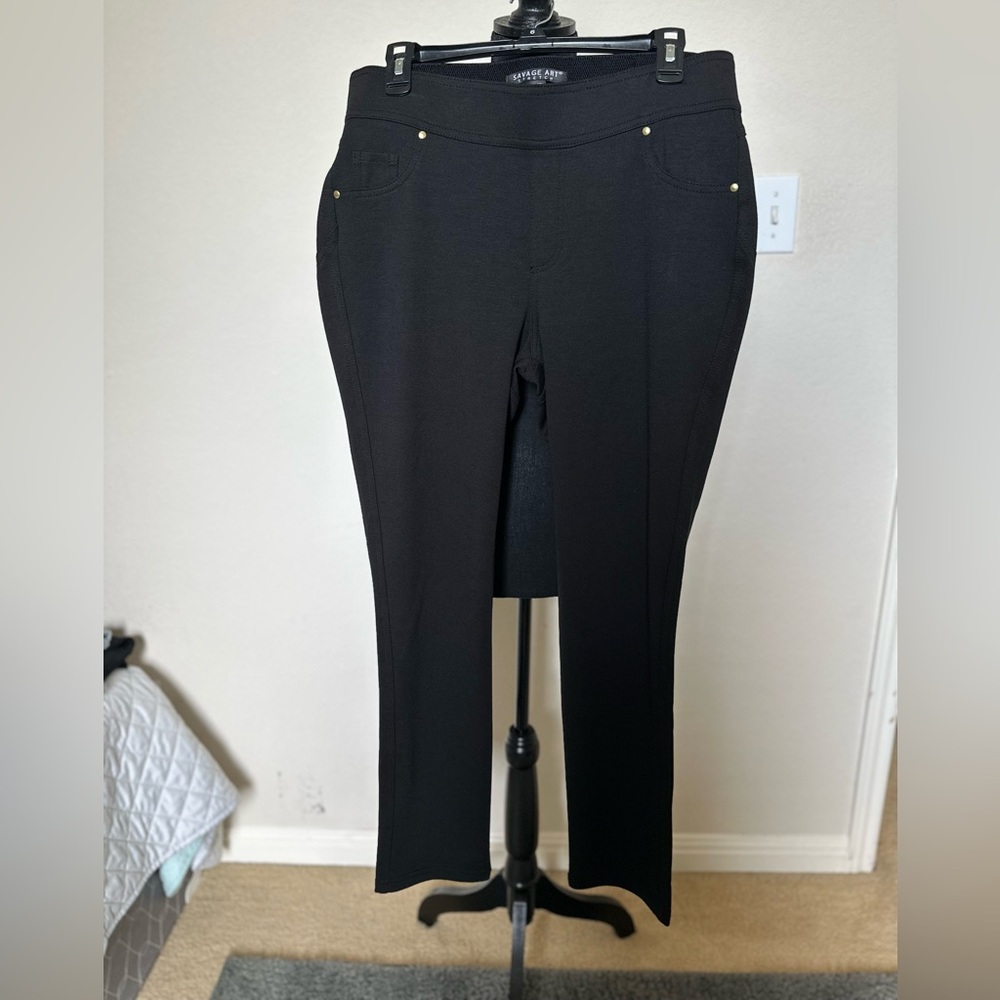 Savage Art Black stretch Straight Leg Pants Tailored for Formal Wear. Sz L. NWOT